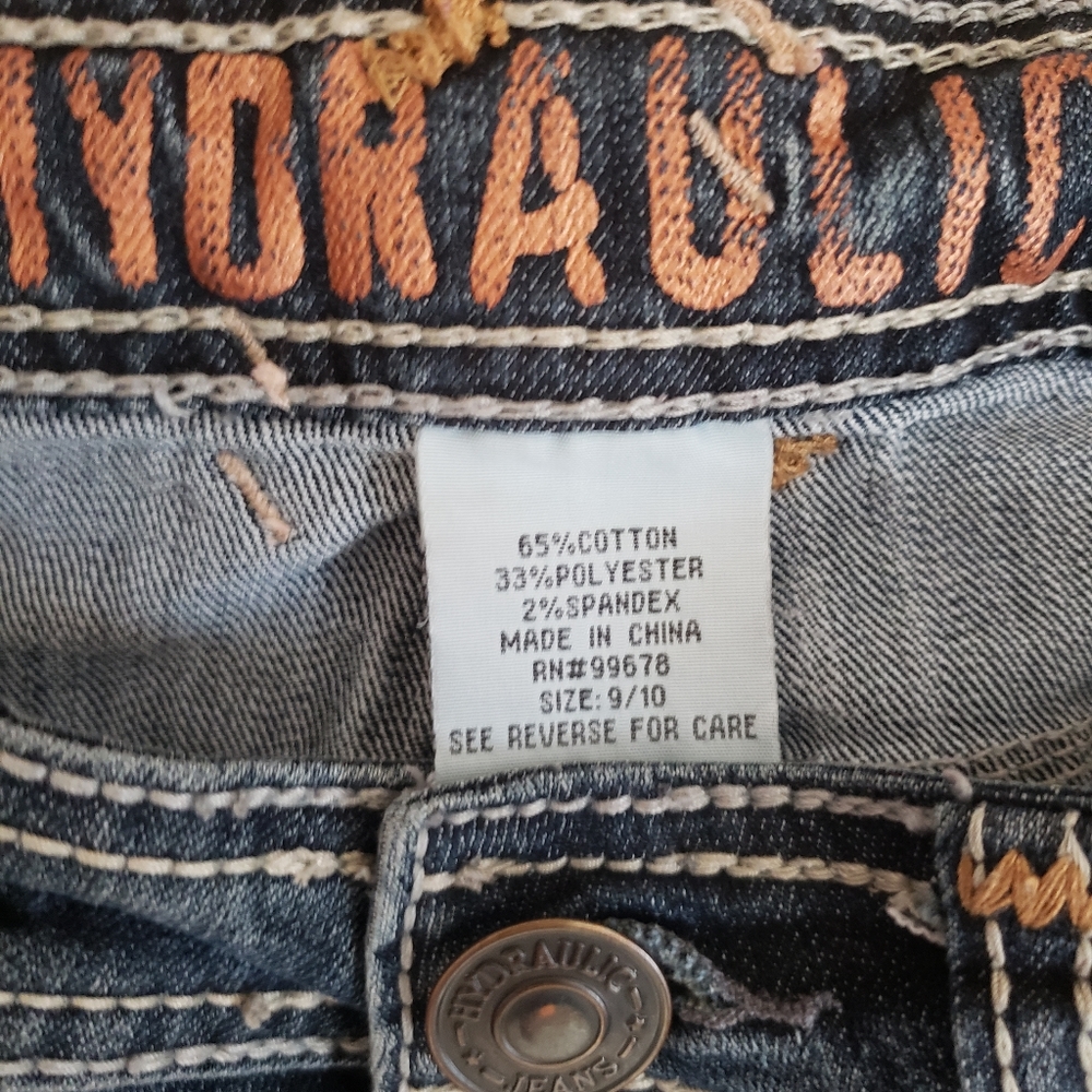 Women's Capri Jeans